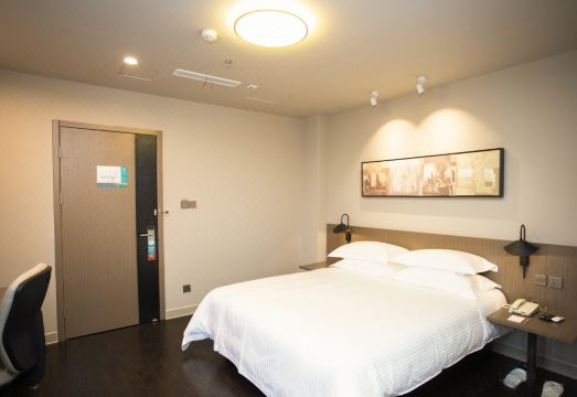 호텔 내부 전경