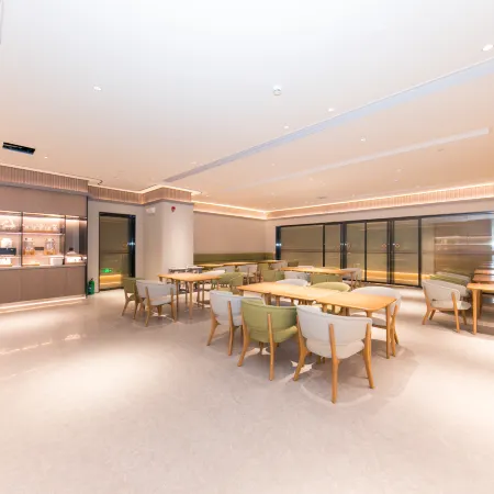JI Hotel (Hefei South Railway Station North Square)