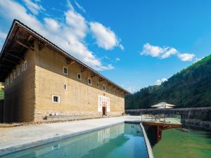 Longyan Yuru Dongchang Building Tulou Art Home Stay