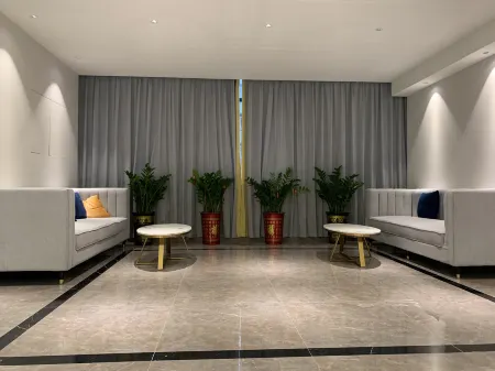 Xinxing Boyu Apartment Отели рядом с достопримечательностью «Temple Street»