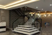 Linxiwan Smart Hotel (Pingdingshan Baigui Lake National Urban Wetland Park)