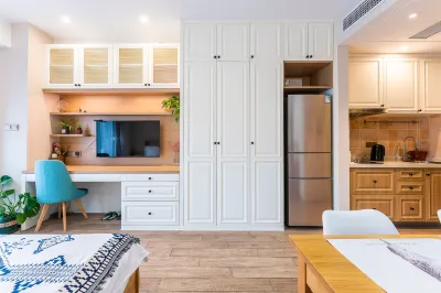 Quzhou Yeyuan Apartment