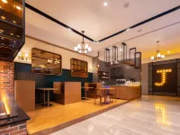 James Joyce Coffetel(Taian Wanda Plaza Bus Station)