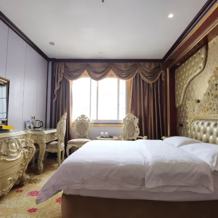 Alps hotel