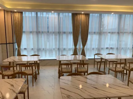 GreenTree Inn Express (Yugan Administrative Service Center) Отели рядом с достопримечательностью «Lake Biwa Scenic Area»