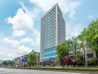 Lavande Hotel(Foshan Nanhai Pingzhou Jade Street Store) Hotels near Ping Chau Pingshun Comprehensive Market