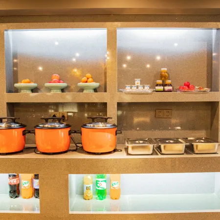 Wutongge Inn (near Huayan Temple in Datong Ancient City)