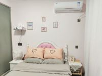 南京小陈和小CC公寓 - 精装大床房
