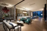 Wyndham Hotel Yushu River