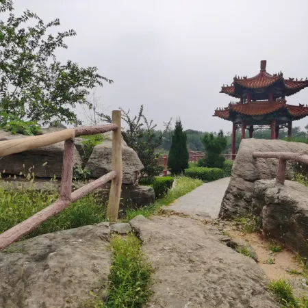 Jinxiang Guiliren Business Hotel