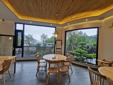 Hengyang Xingfuli Gaoshan Meisu (Hengshan Scenic Area Branch) Отели рядом с достопримечательностью «Nanyue Grand Temple»