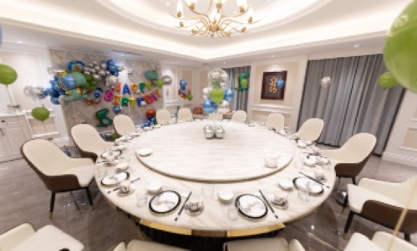 Harbin time coast hot springs business hotel