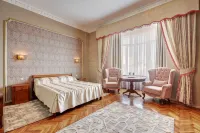Pekin Hotel