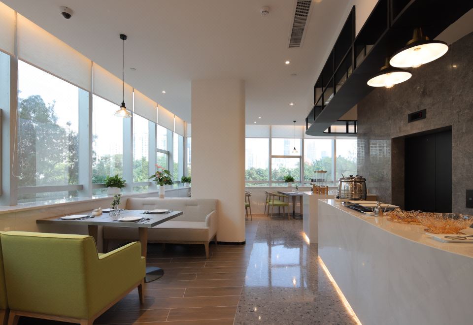 란츠 란지 호텔 로비