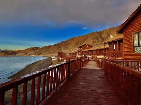 Rituban Gonghu Cabin