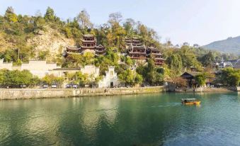 Sunday Hotel in ZhenYuan