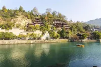 Sunday Hotel in ZhenYuan