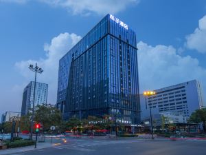 Orange Hotel (Hangzhou West Railway Station Zheyi Hospital Store)