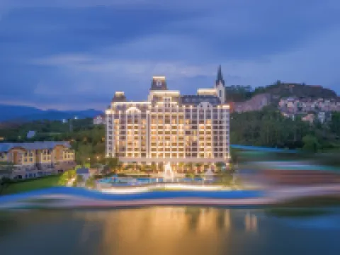 Grand LAN Resort Huizhou Minmetals Hallstatt hotel Hotels in Boluo