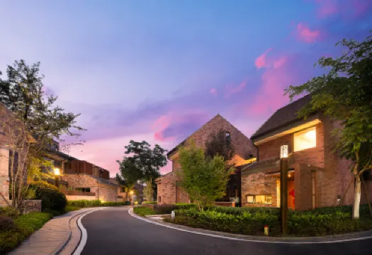 Maple Villas Resorts Hotels in 