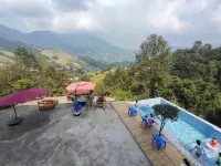 Long Ji Yun She Inn - Infinity Pools