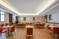 Vienna 3 Best Hotel (Jiujiang Pengze Longchengdadao) Hotels in Pengze