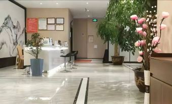 Zhenxiong Graemanson Hotel (Mangbuzhen)
