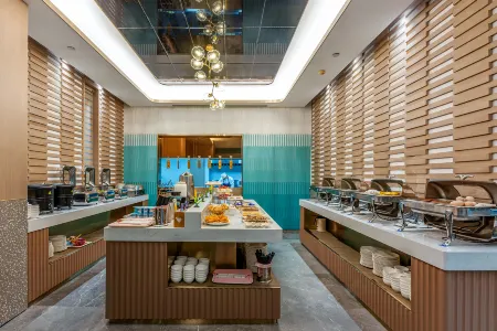 Golden Leaf Hotel Отели в г. Шанхан