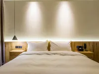 Ginkgo No.8 Homestay