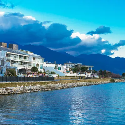 Yinhua Lake View Garden Hotel Hotels near Dali Lanlin Pavilion RV Campground