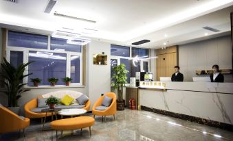 Suitetrails - GreenTree Inn (Lantian City Plaza)