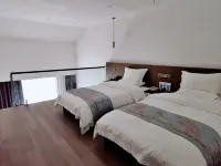 Bashan Grand Canyon Taoxi Bieyuan Hotel dekat Bashan Grand Canyon Luopan Peak