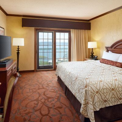 Lakefront Ambassador King Suite Chateau on The Lake Resort Spa and Convention Center Promo Code