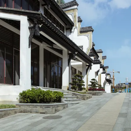 Longli Yating Hotel