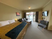 Sierra Motel and Apartments Hotels in 