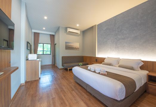 4. 탄시리 부티크 ..