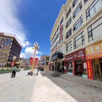 Dingqing Lemon Light House Hotel