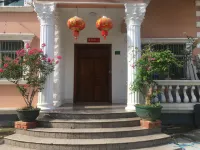 Qinzhou Ronghua Guesthouse