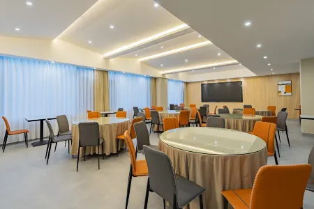 Zhu Jing International Hotel Отели рядом со станцией Enshi Railway Station