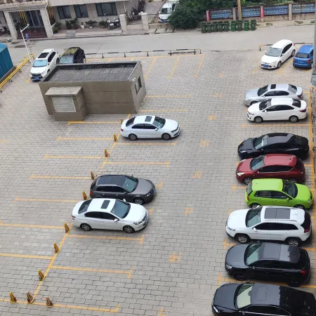IU Hotel (Zibo Liuquan Road Branch Eight Bureau Branch)