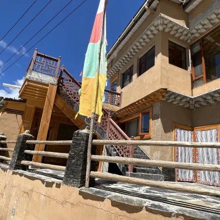 Black Yak Hotel