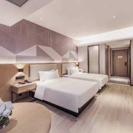 Borrman Hotel (Maoming High-Speed Railway Station Aiqinhai Shopping Park)