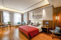 Yuandong Hualun Hotel