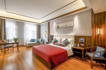 Far East Hualun Hotel (Yingbin Lake Branch)