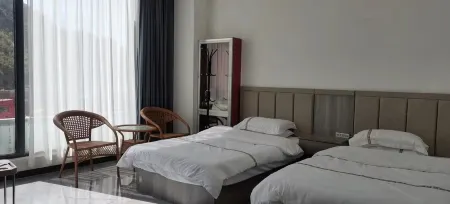 Hongya Hotel Отели в г. Уци