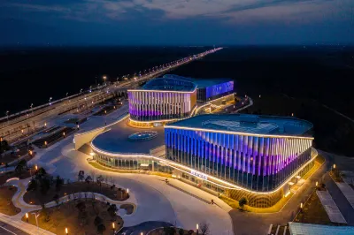 MAISON NEW CENTURY Hotels near Shaanxi Yucai Technical College Yangling Area