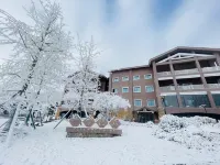 西嶺雪山映雪酒店