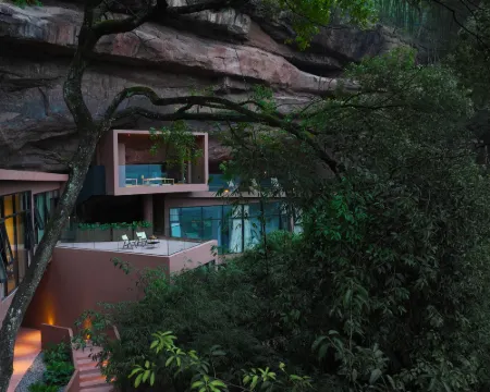 Jianglu Yalugu Hotel Hotels in Chishui