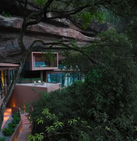 Jianglu Yalugu Hotel