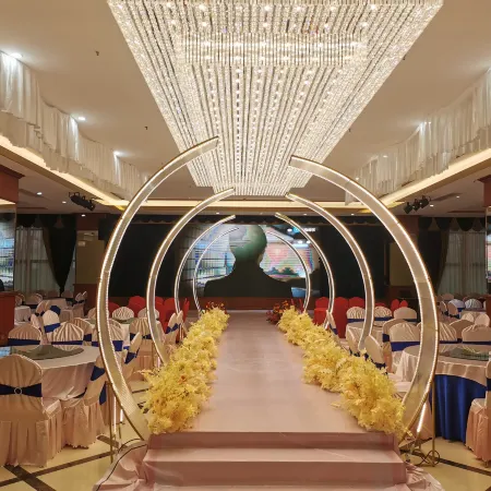 Guest Yulong International Hotel (Guest North Station)